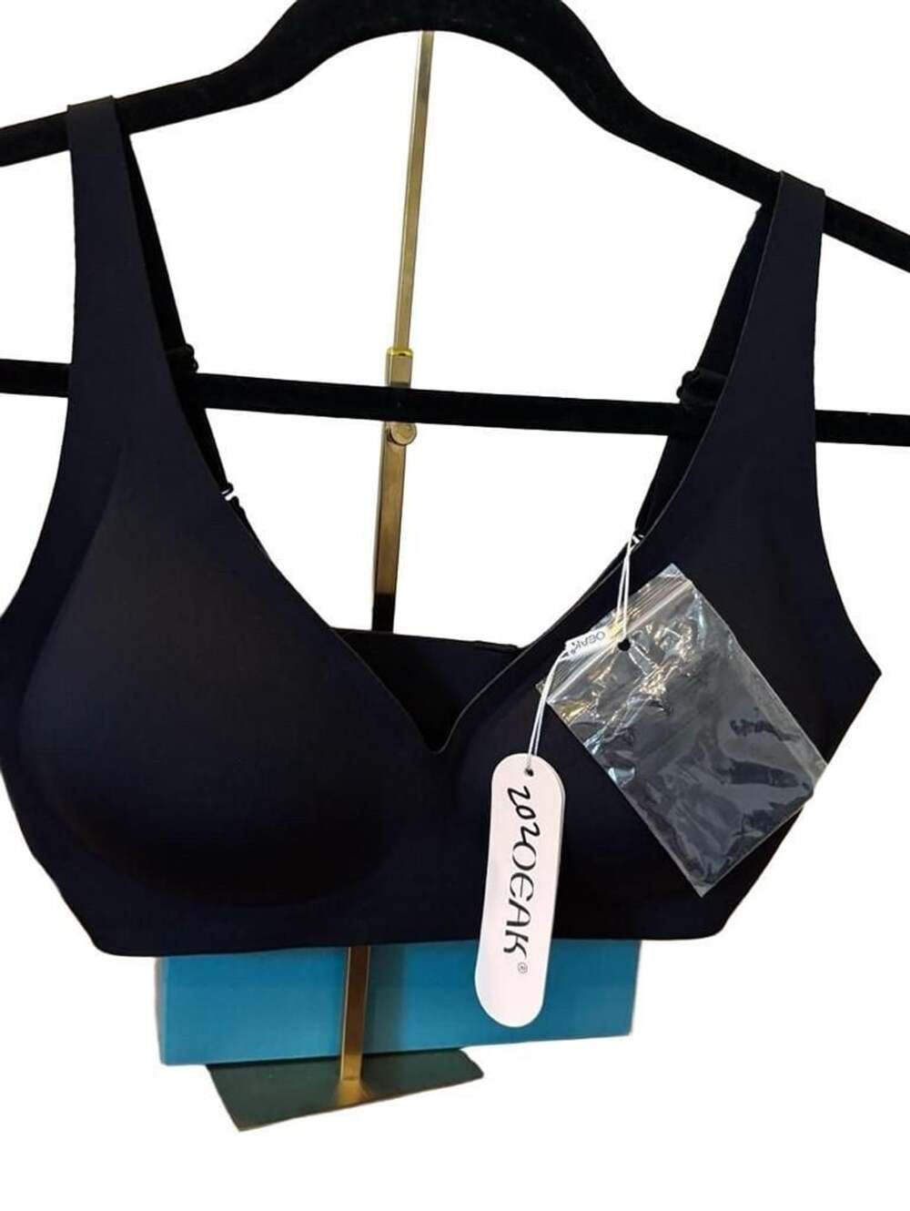 OEAK Deep V Wirefree Seamless Comfort Bra in Black Size L Black
